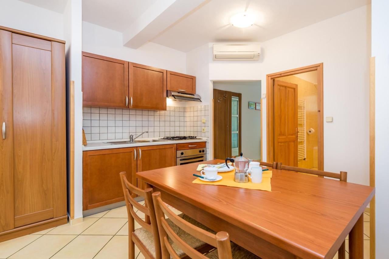 Apartments With A Parking Space Moscenicka Draga, Opatija - 7766 エクステリア 写真